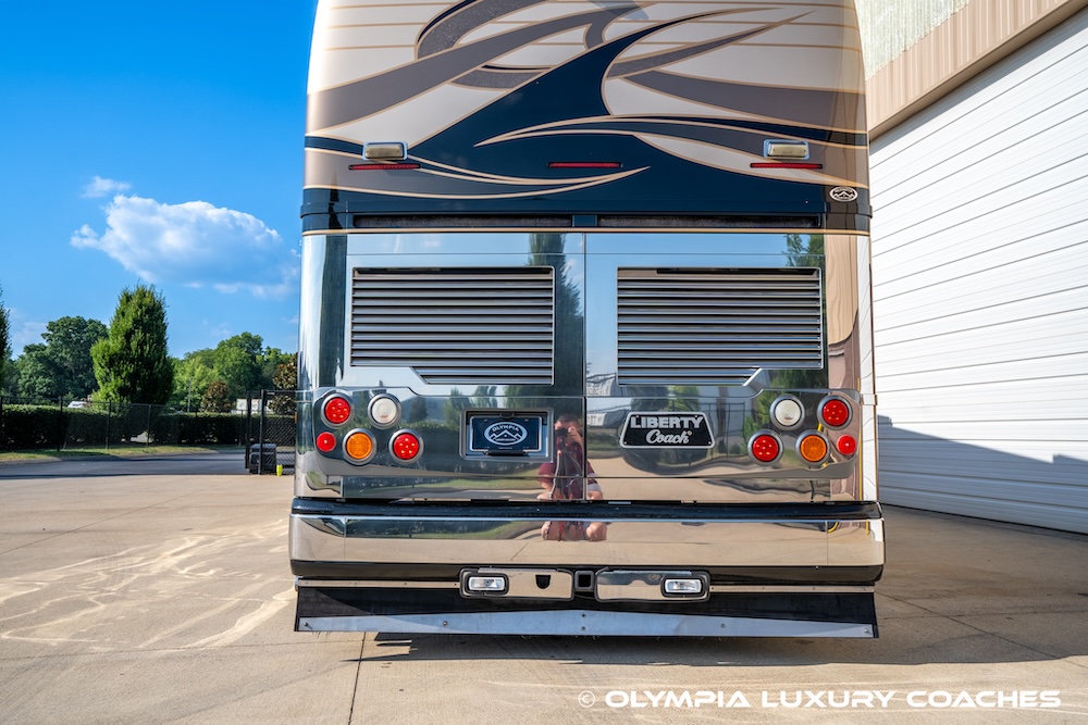 2005 Prevost Liberty XLII For Sale