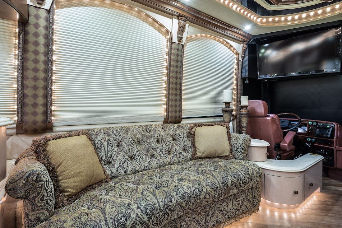 2005 Prevost Liberty XLII For Sale