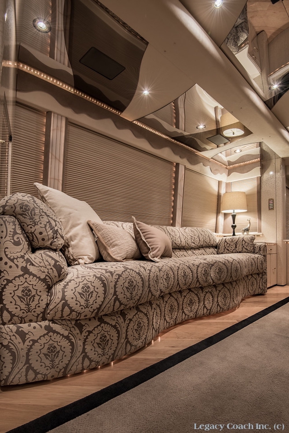 2005 Prevost Marathon H3-45 For Sale