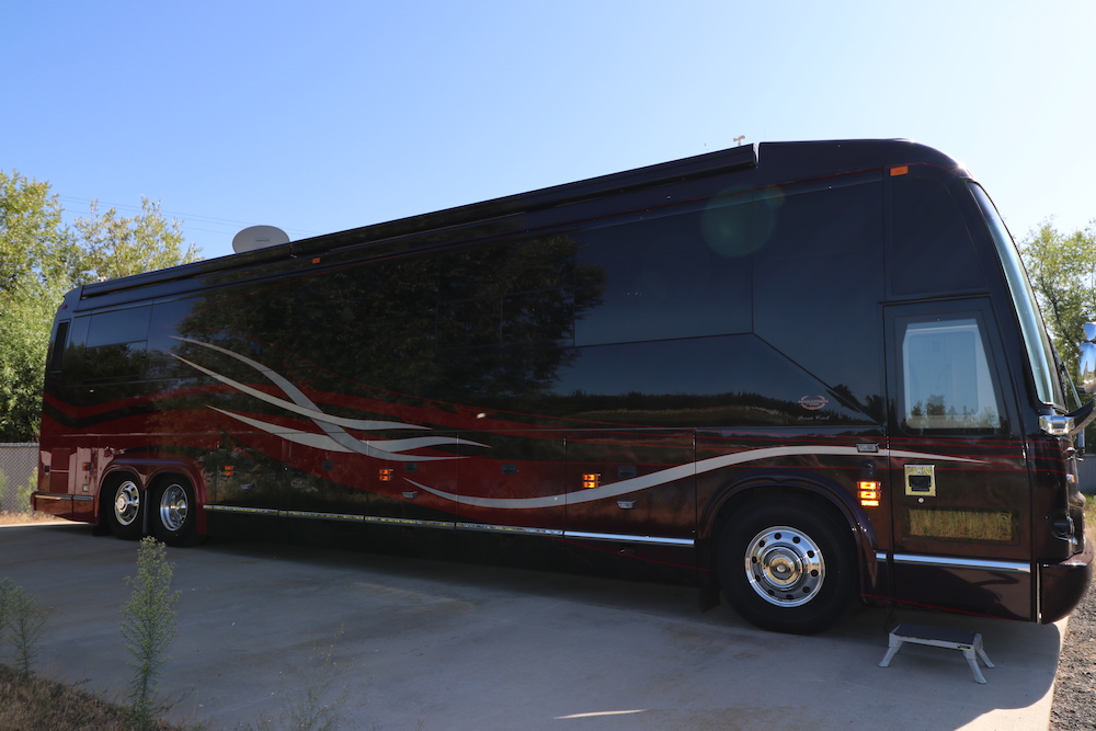 2005 Prevost Marathon H3-45 For Sale