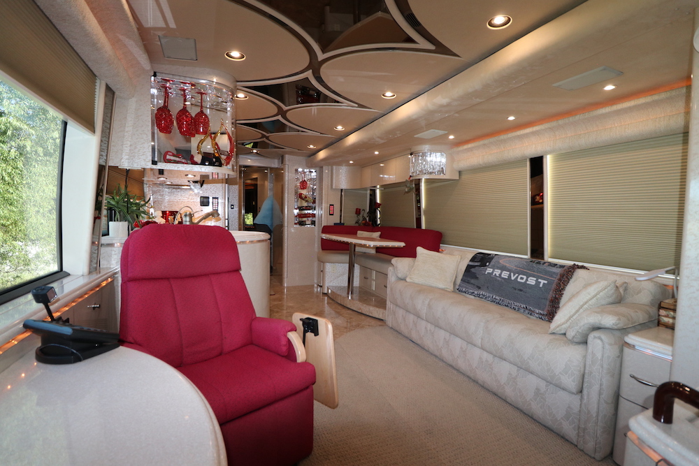 2005 Prevost Marathon H3-45 For Sale