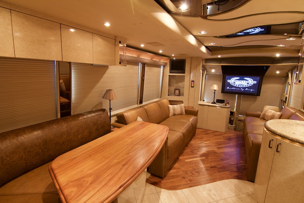 2005 Prevost Marathon H3-45 For Sale