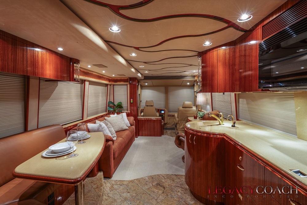 2005 Prevost Marathon XLII For Sale