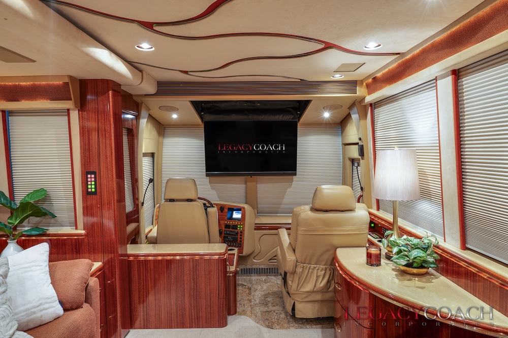 2005 Prevost Marathon XLII For Sale