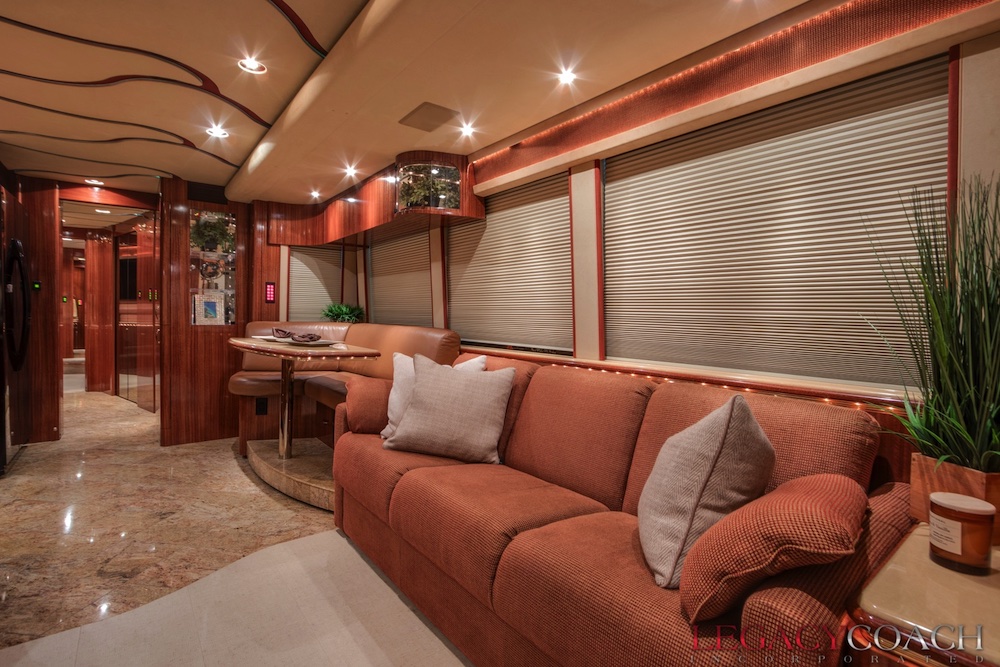 2005 Prevost Marathon XLII For Sale