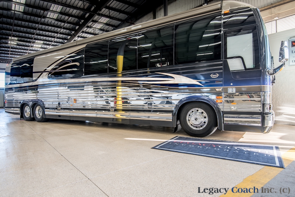 2005 Prevost Marathon XLII For Sale