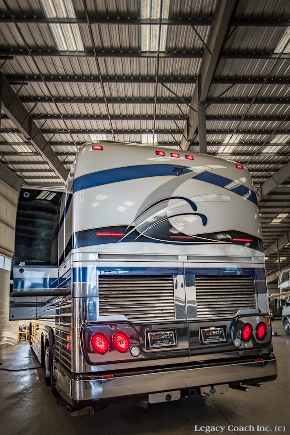 2005 Prevost Marathon XLII For Sale