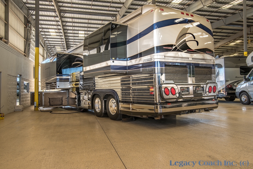 2005 Prevost Marathon XLII For Sale