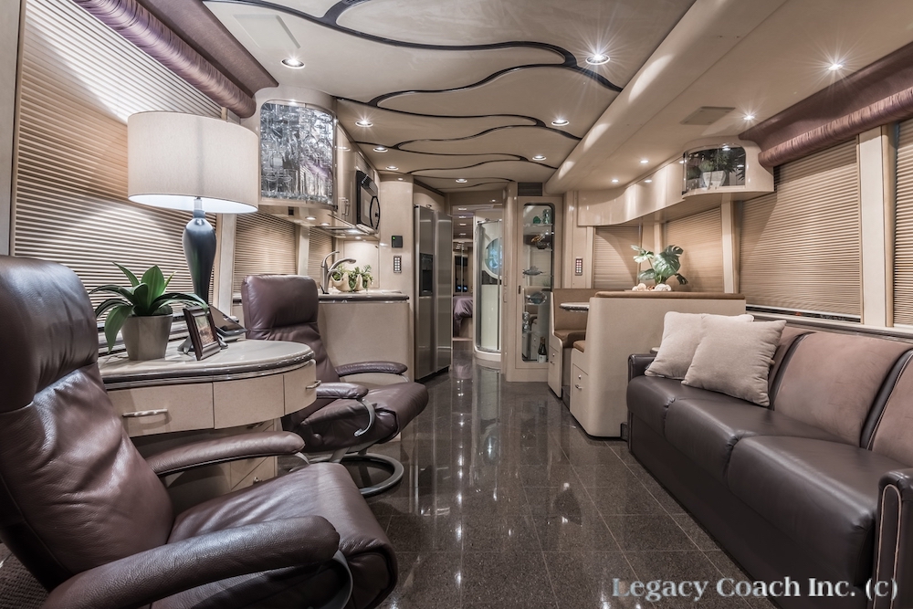 2005 Prevost Marathon XLII For Sale