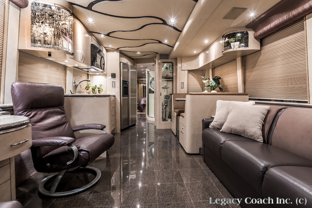 2005 Prevost Marathon XLII For Sale