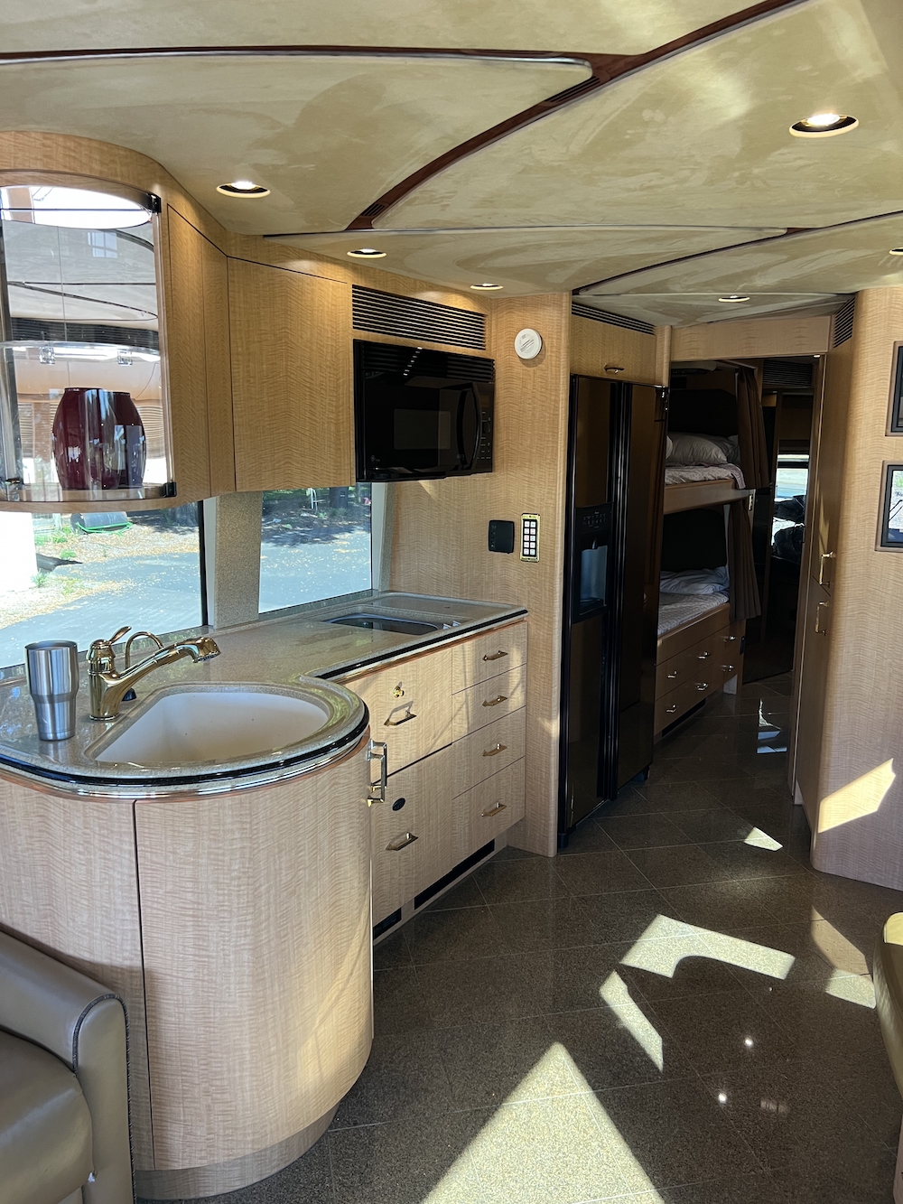 2007 Prevost Marathon XLII For Sale