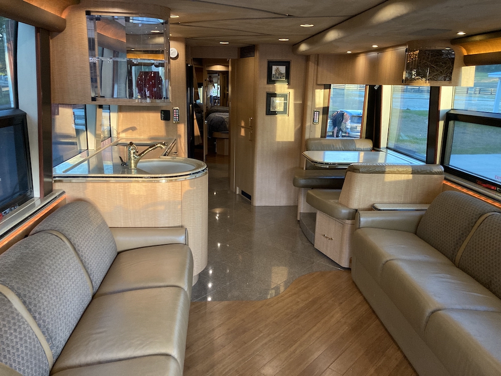 2007 Prevost Marathon XLII For Sale