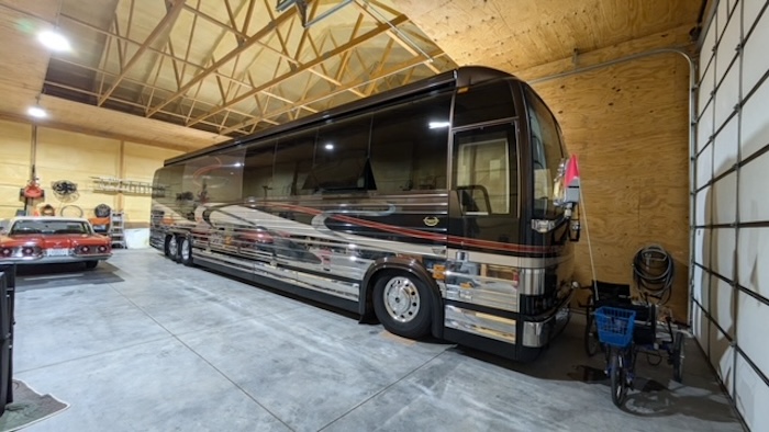 2005 Prevost Marathon XLII For Sale