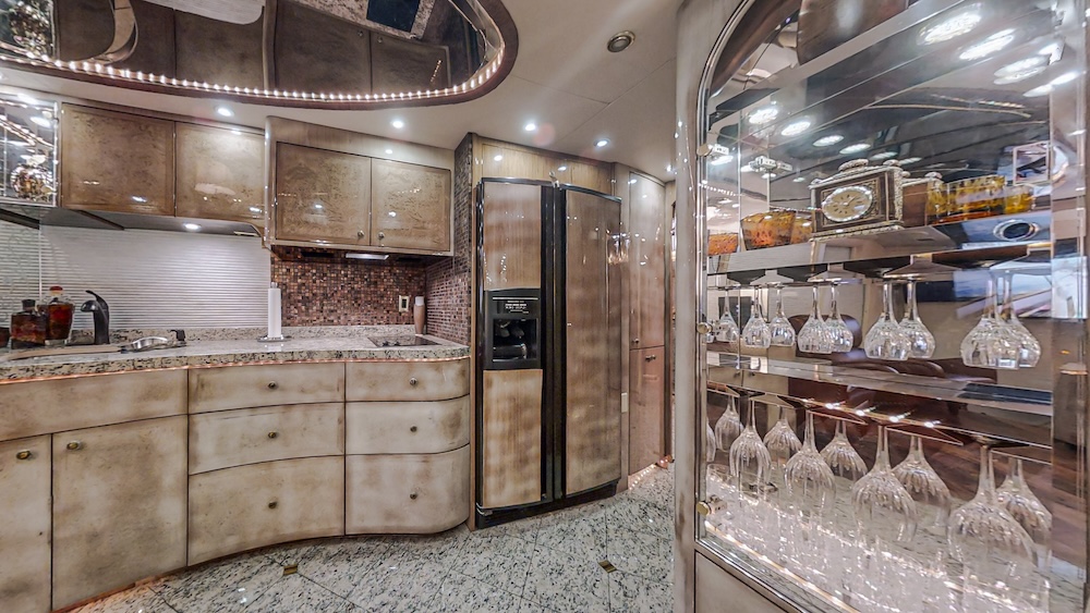 2005 Prevost  Millennium H3-45 For Sale