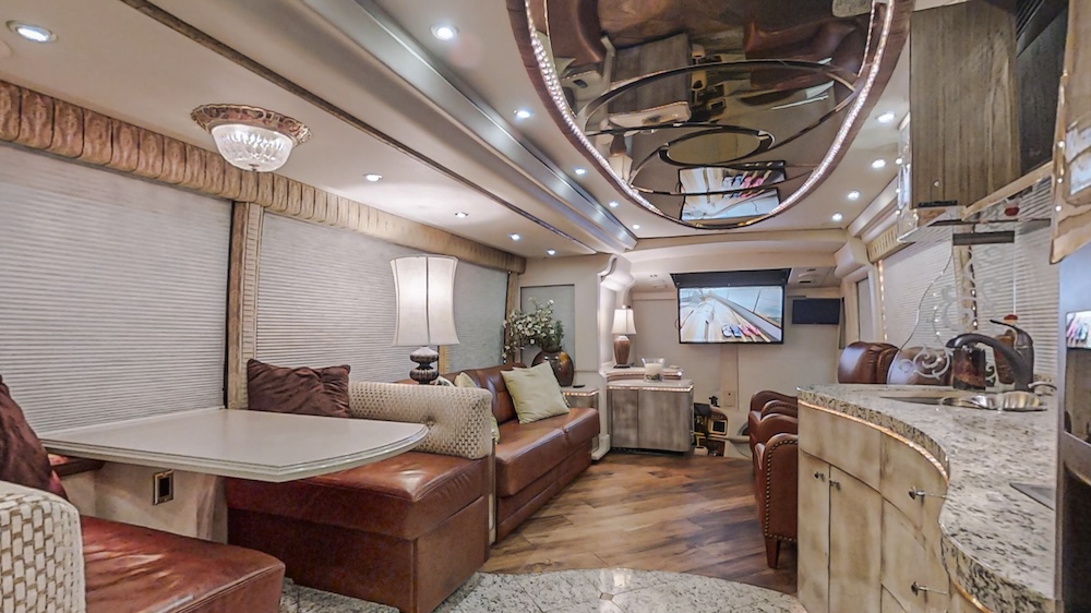 2005 Prevost  Millennium H3-45 For Sale