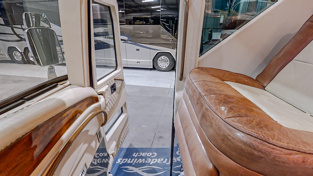 2005 Prevost  Millennium H3-45 For Sale