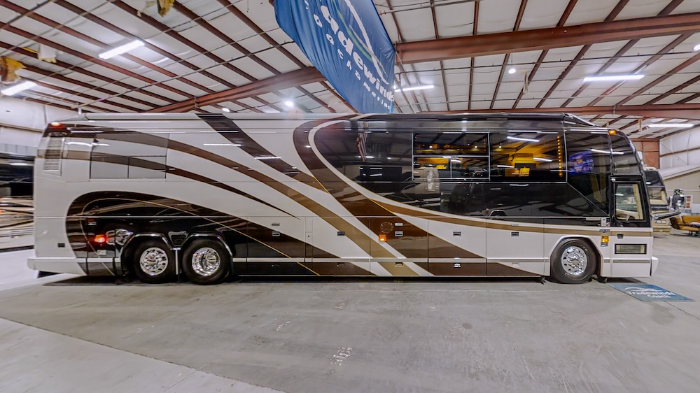 2005 Prevost  Millennium H3-45 For Sale