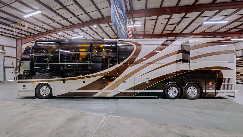 2005 Prevost  Millennium H3-45 For Sale