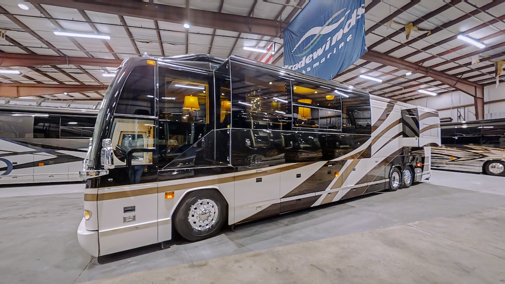 2005 Prevost  Millennium H3-45 For Sale