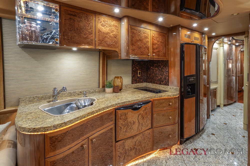 2005 Prevost Millennium XLII For Sale