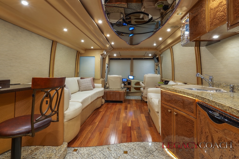 2005 Prevost Millennium XLII For Sale