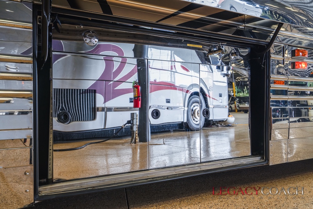 2005 Prevost Millennium XLII For Sale