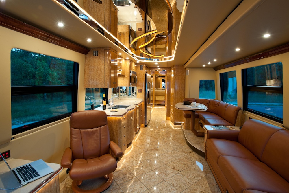 2005 Prevost Parliament XLII For Sale