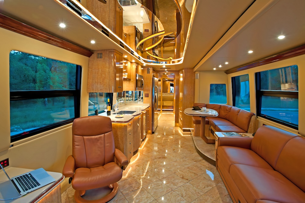 2005 Prevost Parliament XLII For Sale