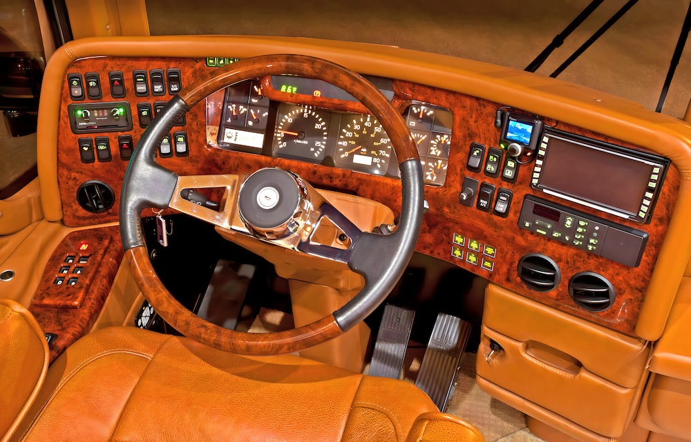 2005 Prevost Parliament XLII For Sale