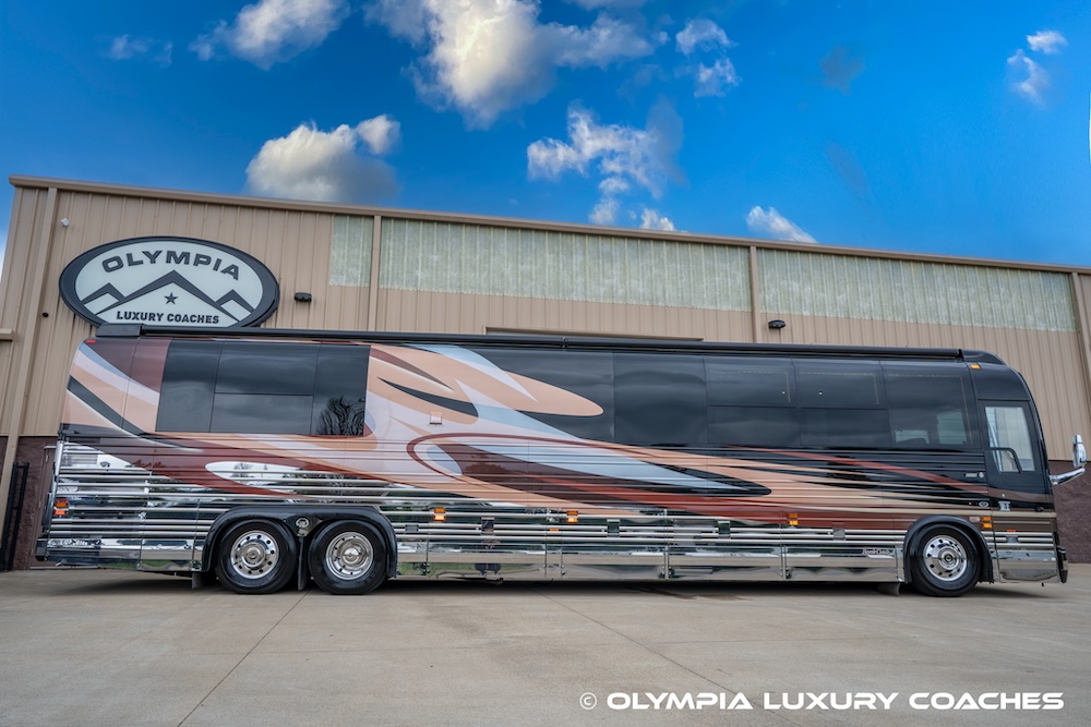 2005 Prevost Royale XLII For Sale