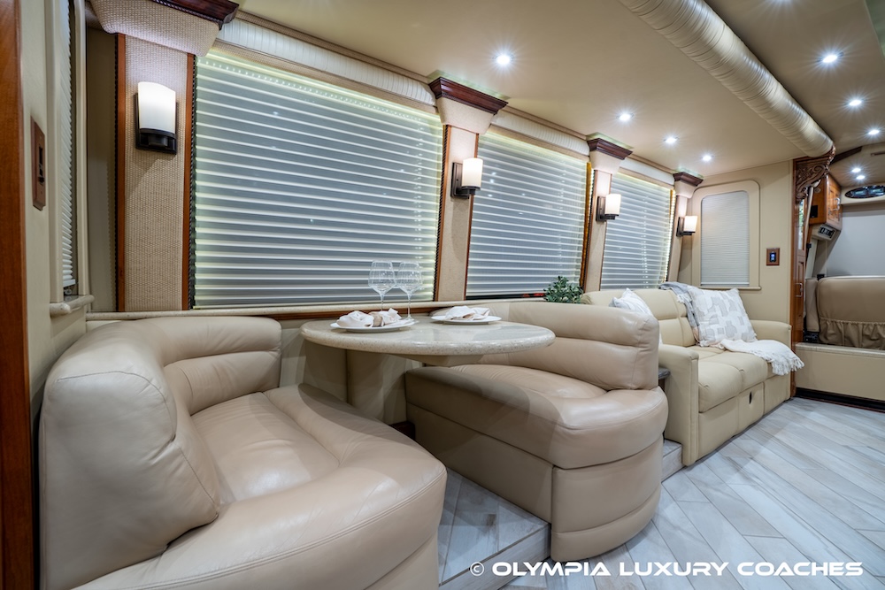 2005 Prevost Royale XLII For Sale