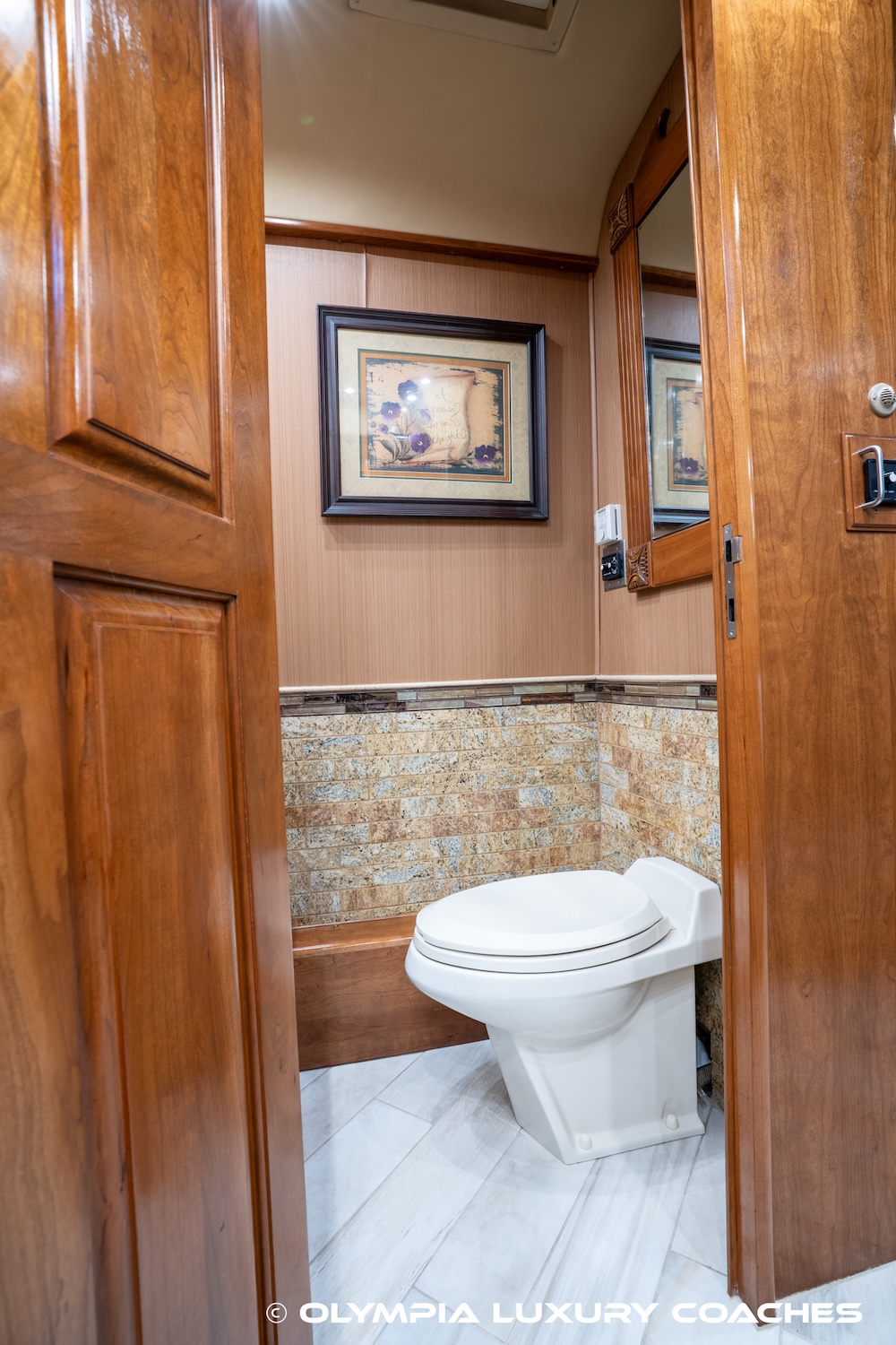 2005 Prevost Royale XLII For Sale