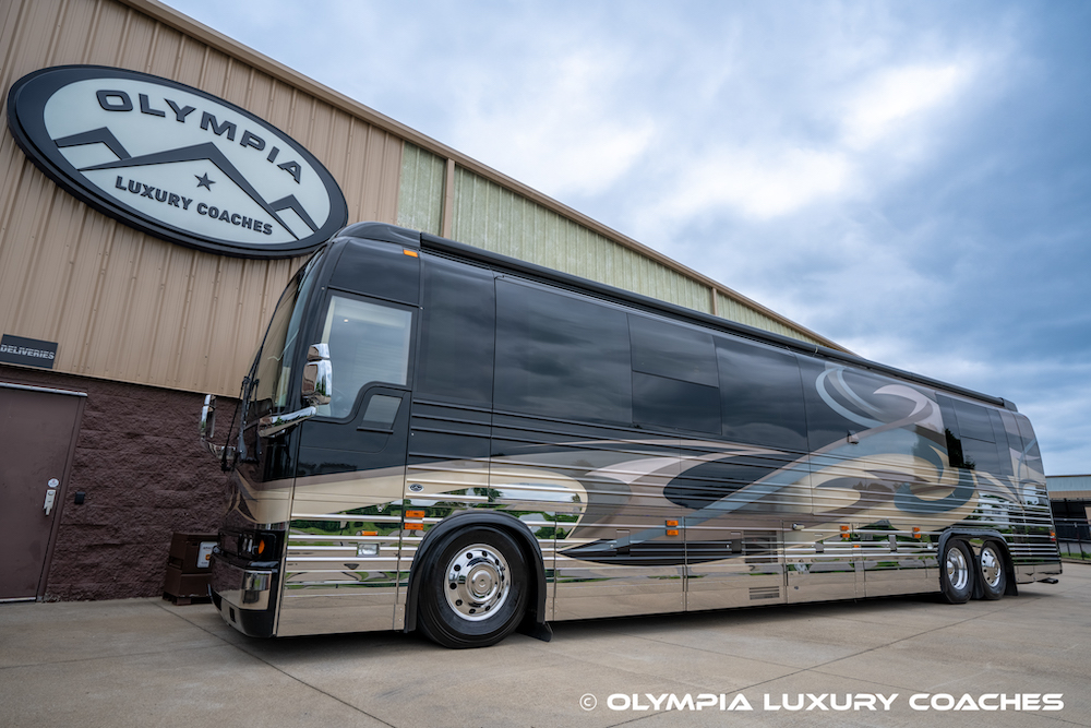 2005 Prevost Royale XLII For Sale