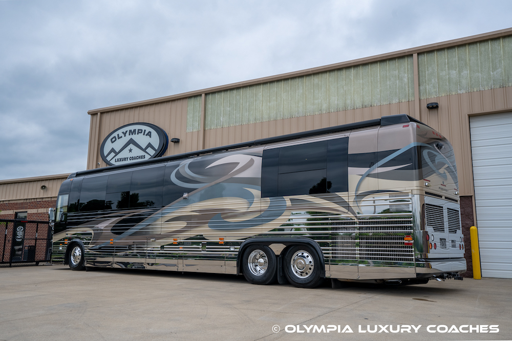 2005 Prevost Royale XLII For Sale