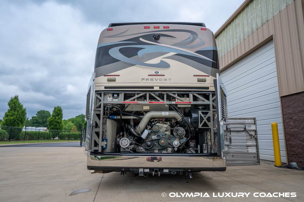 2005 Prevost Royale XLII For Sale