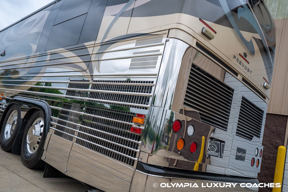 2005 Prevost Royale XLII For Sale