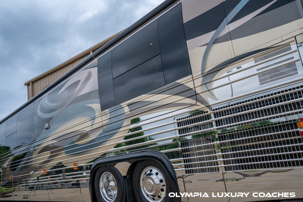 2005 Prevost Royale XLII For Sale