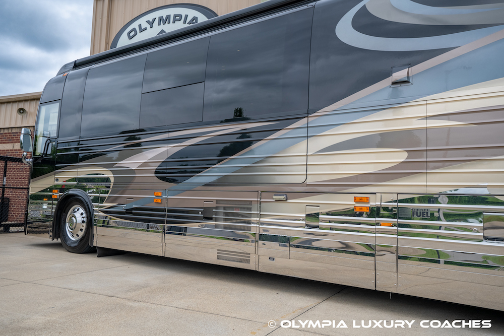 2005 Prevost Royale XLII For Sale