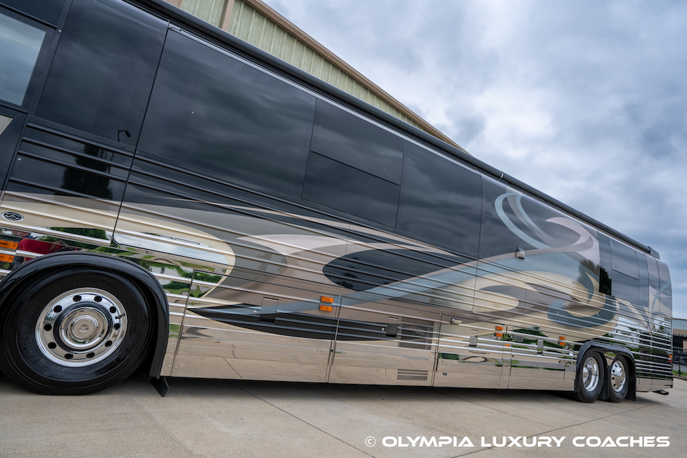 2005 Prevost Royale XLII For Sale