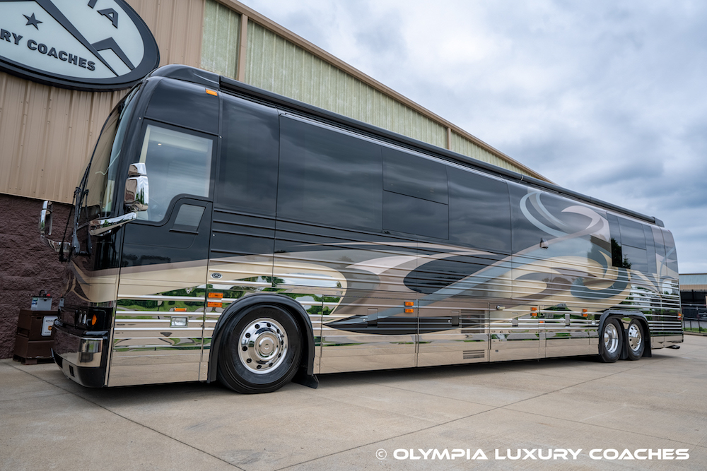 2005 Prevost Royale XLII For Sale