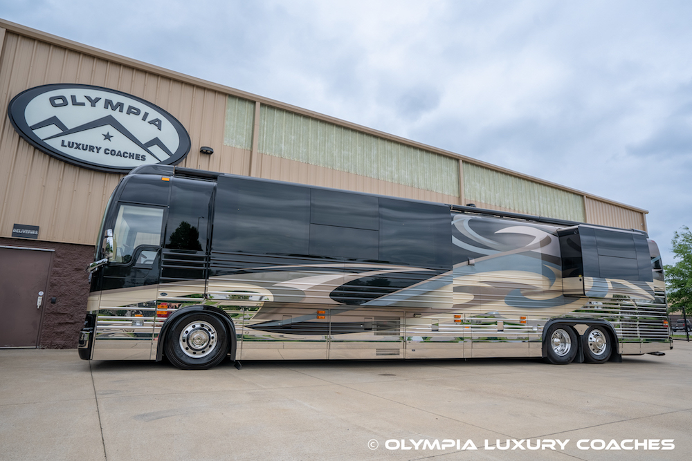 2005 Prevost Royale XLII For Sale