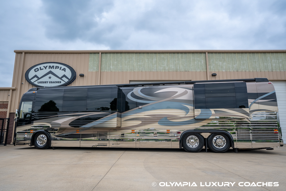 2005 Prevost Royale XLII For Sale