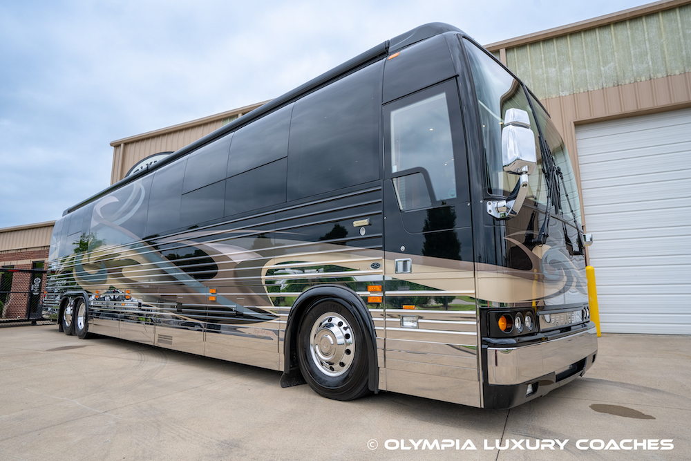 2005 Prevost Royale XLII For Sale