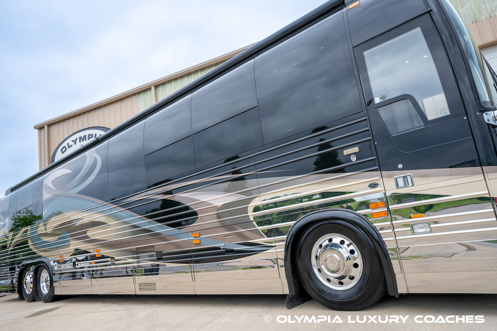 2005 Prevost Royale XLII For Sale