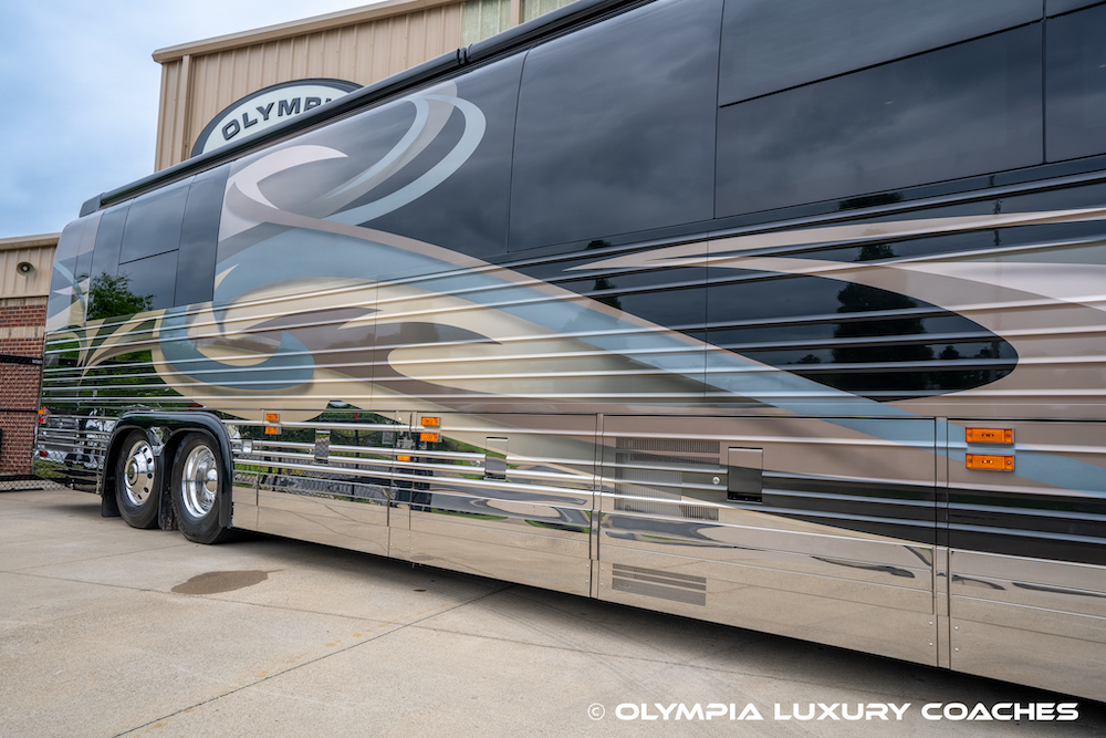 2005 Prevost Royale XLII For Sale