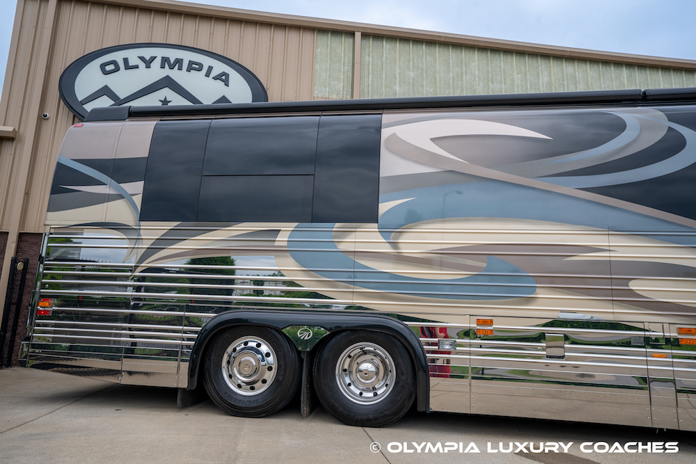 2005 Prevost Royale XLII For Sale