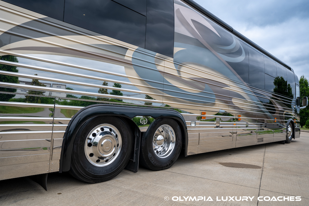 2005 Prevost Royale XLII For Sale