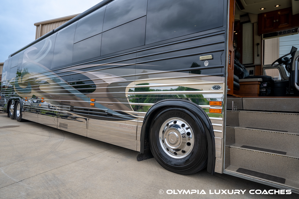 2005 Prevost Royale XLII For Sale