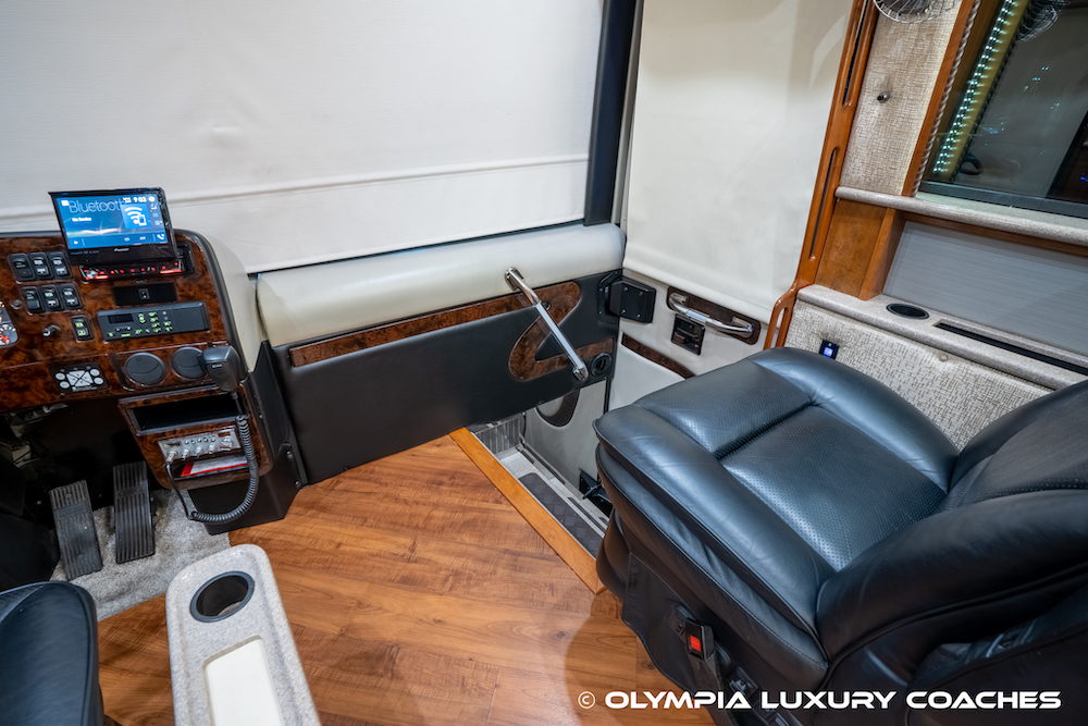 2005 Prevost Royale XLII For Sale