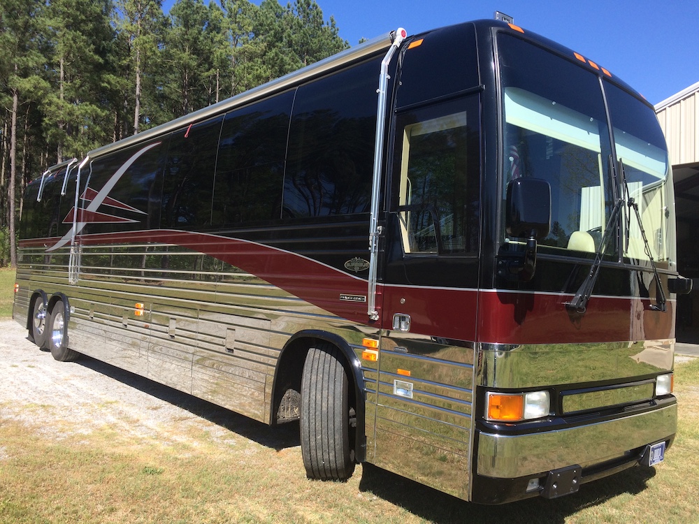 2005 Prevost Superbus XLII For Sale